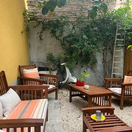 House Vendégház Avola