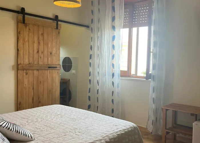 招待所 House 4*