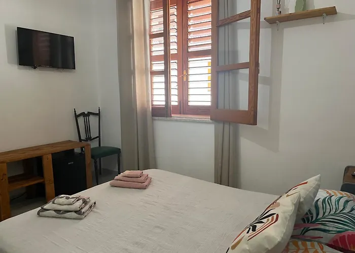 House 阿沃拉